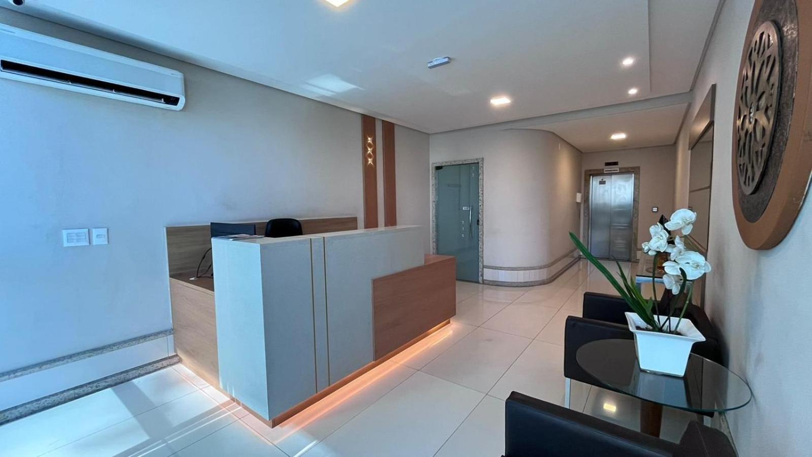 Apartment Ed. Crystal